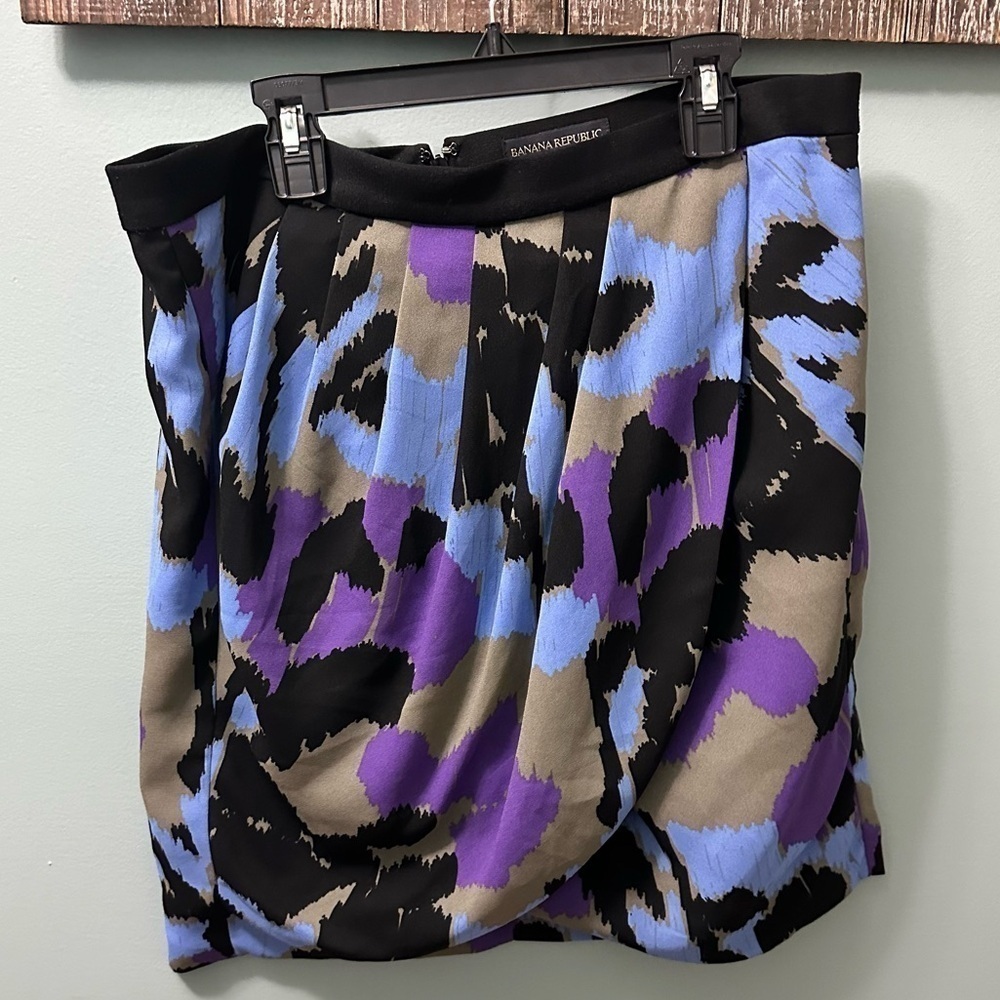 Banana Republic  Women’s Mini Multi Color Tulip Skirt Size 12